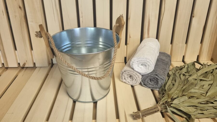  "10L Stainless Steel Sauna Bucket with Heat-Resistant Rope Handle"