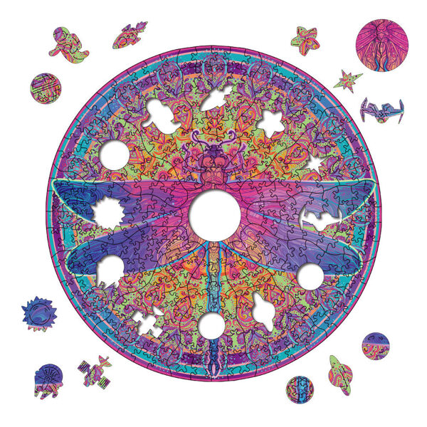 "Lovely Wooden Jigsaw Puzzle – Fun for Every Occasion"